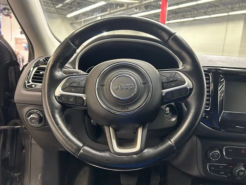 Used 2021 Jeep Compass Latitude AWD/4WD image 19