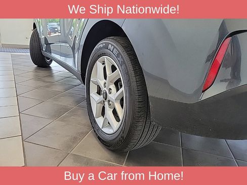 Used 2025 Kia Soul LX w/ LX Technology Package FWD image 21