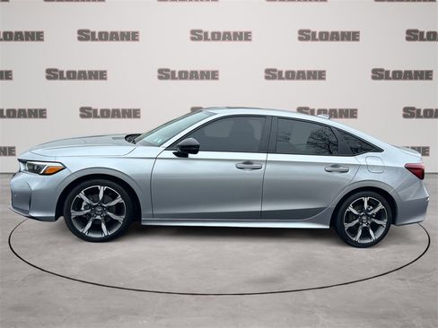 Used 2025 Honda Civic Sport Touring image 2