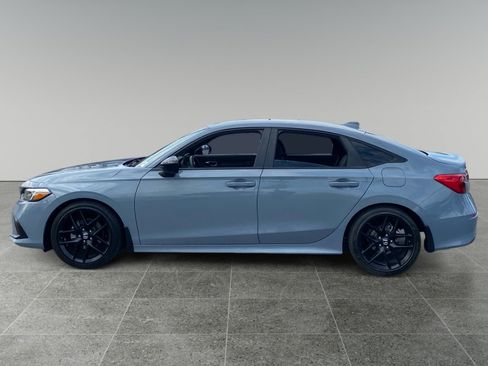 Used 2024 Honda Civic Sport image 2