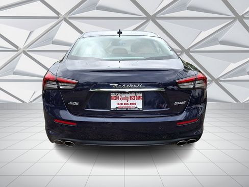 Used 2021 Maserati Ghibli S Q4 AWD/4WD image 9