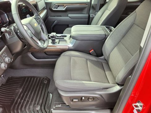 Certified 2026 Chevrolet Silverado 1500 LT image 22