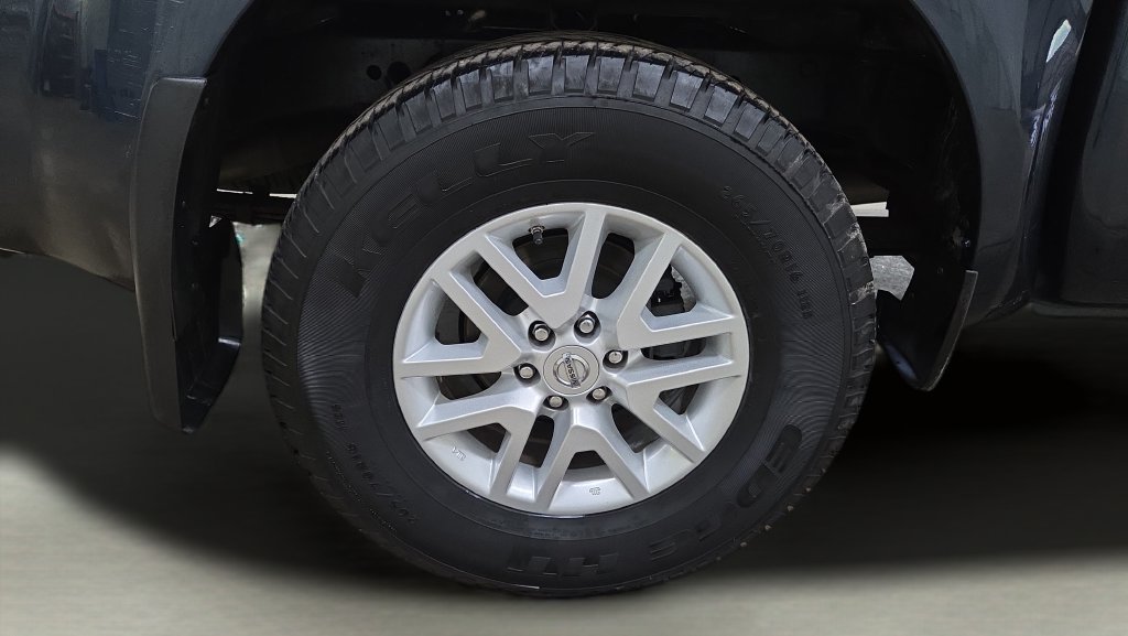 Used 2018 Nissan Frontier SV AWD/4WD image 29