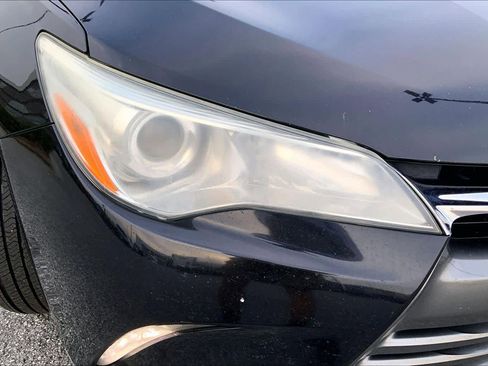 Used 2016 Toyota Camry XLE image 26