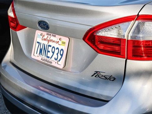 Used 2016 Ford Fiesta S image 4