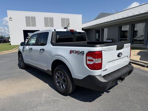 Used 2025 Ford Maverick XLT FWD image 3
