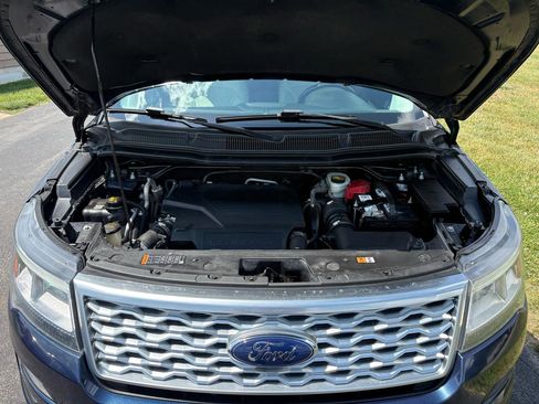 Used 2017 Ford Explorer Platinum AWD/4WD image 8