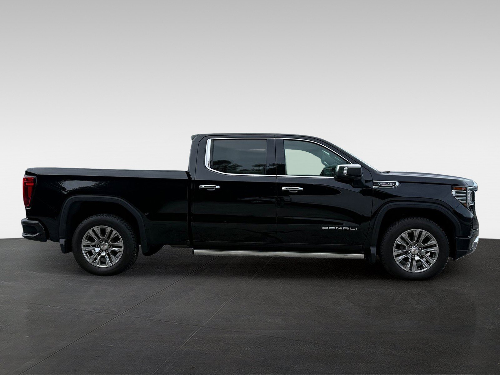Used 2022 GMC Sierra 1500 Denali AWD/4WD image 4