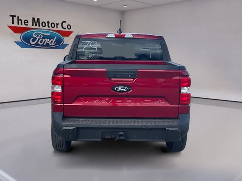 New 2025 Ford Maverick XLT w/ XLT Luxury Package FWD image 12