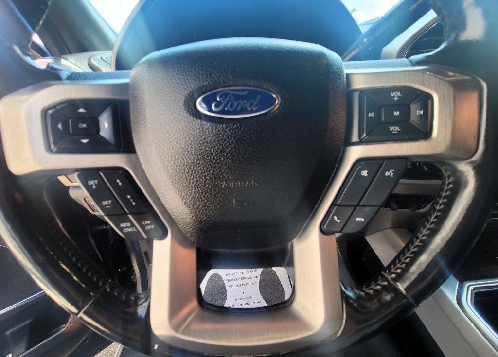 Used 2017 Ford F250 Platinum w/ Platinum Ultimate Package AWD/4WD image 18