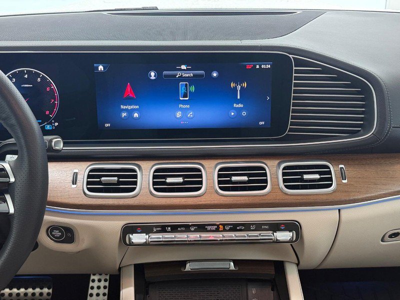 Certified 2026 Mercedes-Benz GLS 450 4MATIC image 7