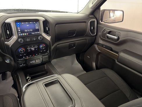 Used 2020 Chevrolet Silverado 1500 LT Trail Boss image 42