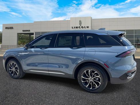 New 2026 Lincoln Nautilus Premier AWD/4WD image 5