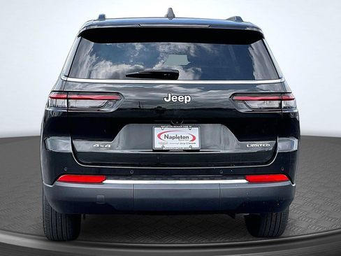 Used 2023 Jeep Grand Cherokee L Limited AWD/4WD image 4