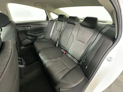 Used 2025 Honda Accord LX image 25