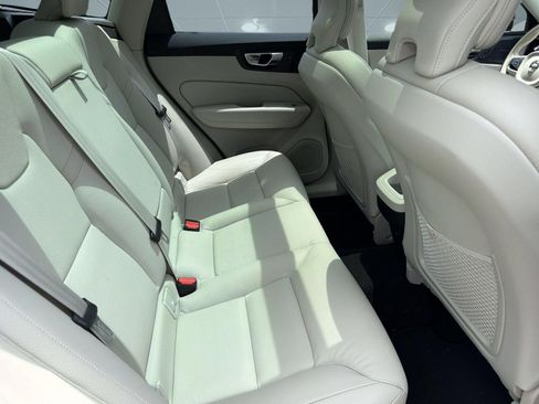 Used 2025 Volvo XC60 B5 Plus w/ Protection Package Premier AWD/4WD image 29