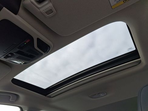 Certified 2023 Subaru Legacy Limited image 16