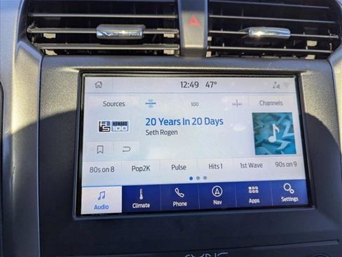 Used 2019 Ford Fusion SEL image 18