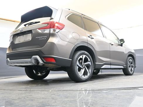 Used 2023 Subaru Forester Touring AWD/4WD image 34