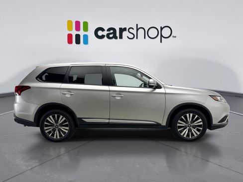 Used 2019 Mitsubishi Outlander SE AWD/4WD image 6