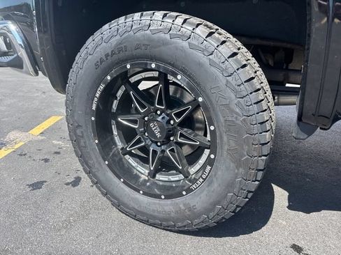 Used 2019 GMC Sierra 1500 SLE w/ SLE Value Package AWD/4WD image 55