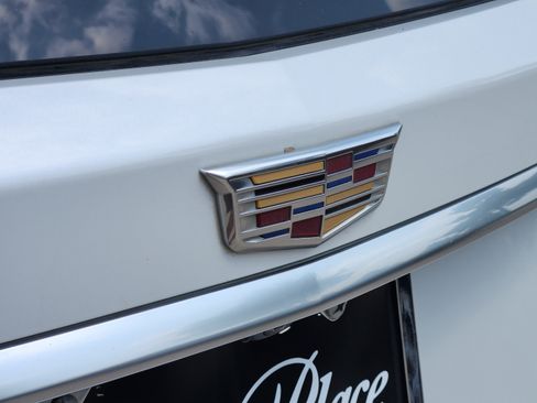 Used 2021 Cadillac XT6 Premium Luxury FWD image 42