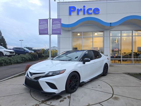Used 2020 Toyota Camry TRD image 1