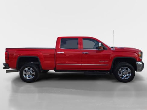 Used 2018 GMC Sierra 2500 SLT w/ Duramax Plus Package AWD/4WD image 6