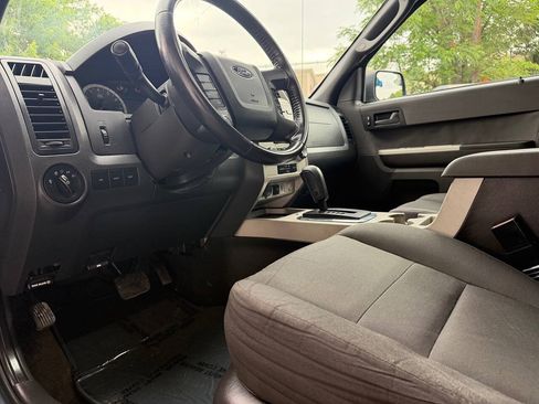 Used 2012 Ford Escape XLT FWD image 11