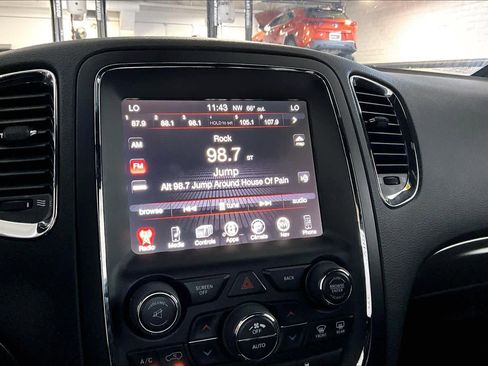 Used 2017 Dodge Durango R/T w/ Technology Group image 33