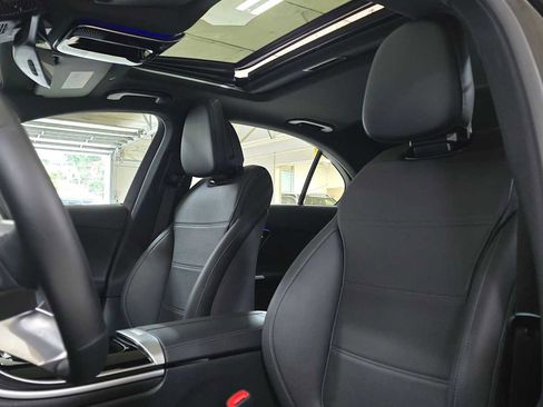 Used 2025 Mercedes-Benz C 300 4MATIC Sedan image 21