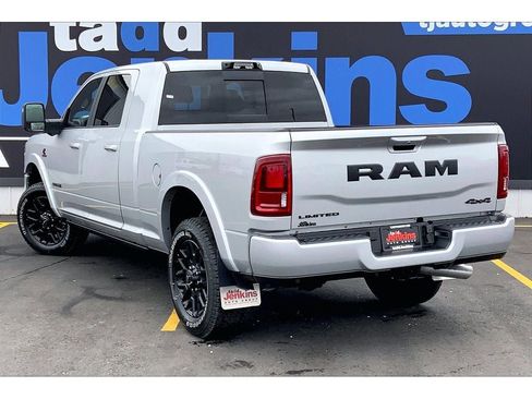New 2026 RAM 2500 Limited AWD/4WD image 3