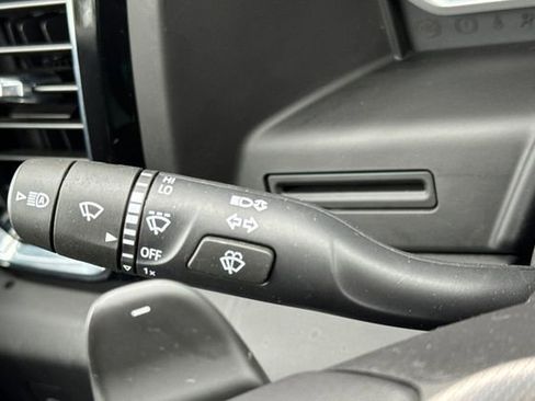 Used 2022 GMC Sierra 1500 Denali image 39