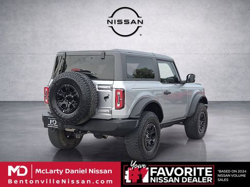 Used 2023 Ford Bronco Wildtrak AWD/4WD image 5