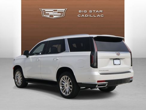 Certified 2024 Cadillac Escalade Premium Luxury RWD image 3
