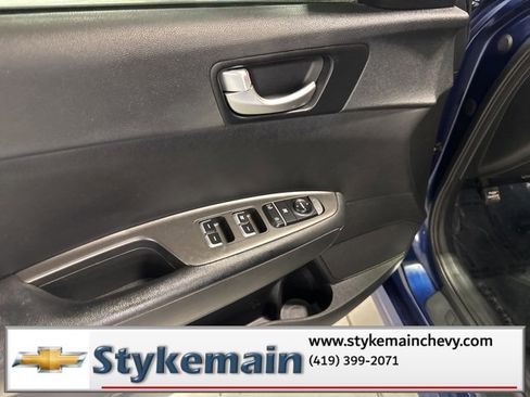 Used 2018 Kia Optima LX w/ 17" Alloy Wheels Package image 29