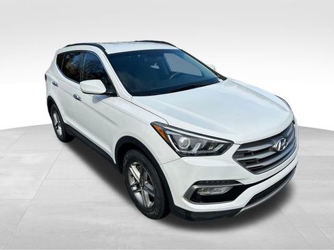 Used 2017 Hyundai Santa Fe Sport FWD image 9