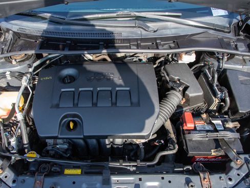 Used 2012 Toyota Corolla LE FWD image 26