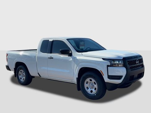 New 2026 Nissan Frontier S image 9