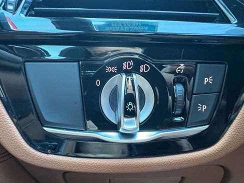 Used 2018 BMW 640i Gran Turismo xDrive w/ M Sport Package image 42