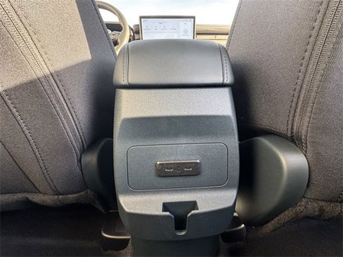 New 2025 Ford Maverick XL w/ Equipment Group 101A image 16