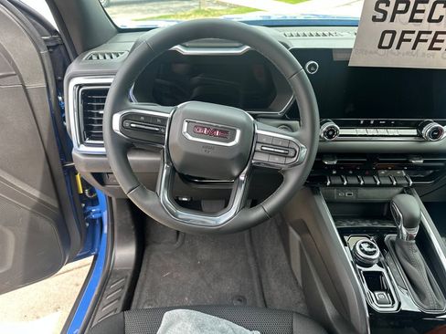 New 2026 GMC Canyon Elevation AWD/4WD image 14