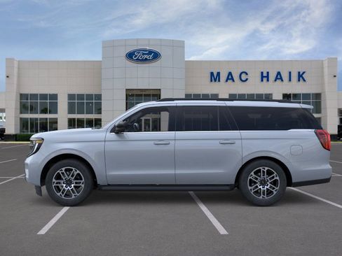 New 2025 Ford Expedition Max Active image 3