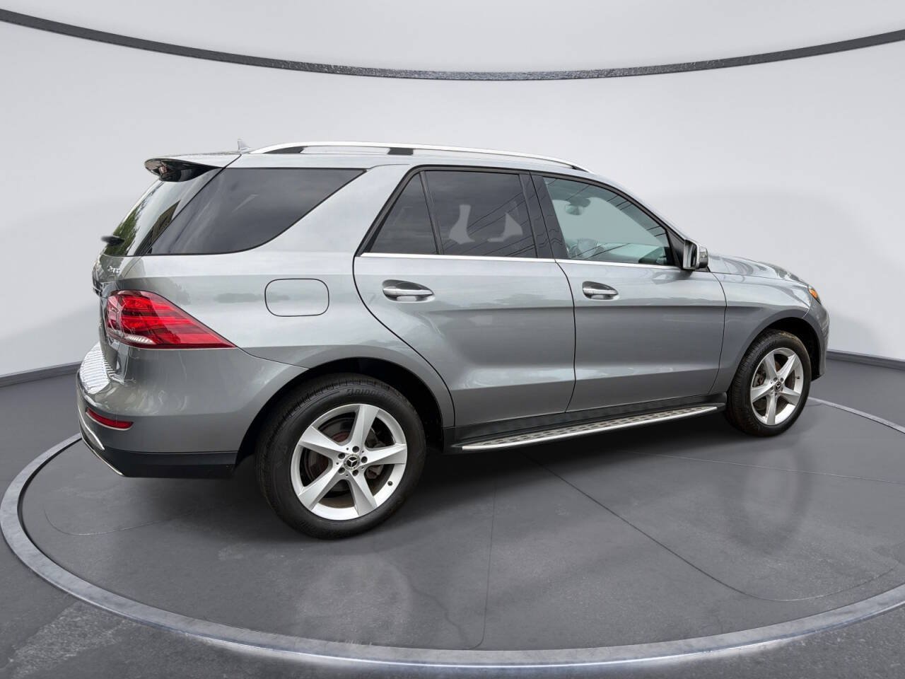 Used 2016 Mercedes-Benz GLE 350 4MATIC image 4