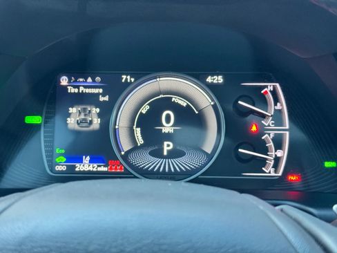 Used 2022 Lexus ES 300h w/ Accessory Package 2 image 28