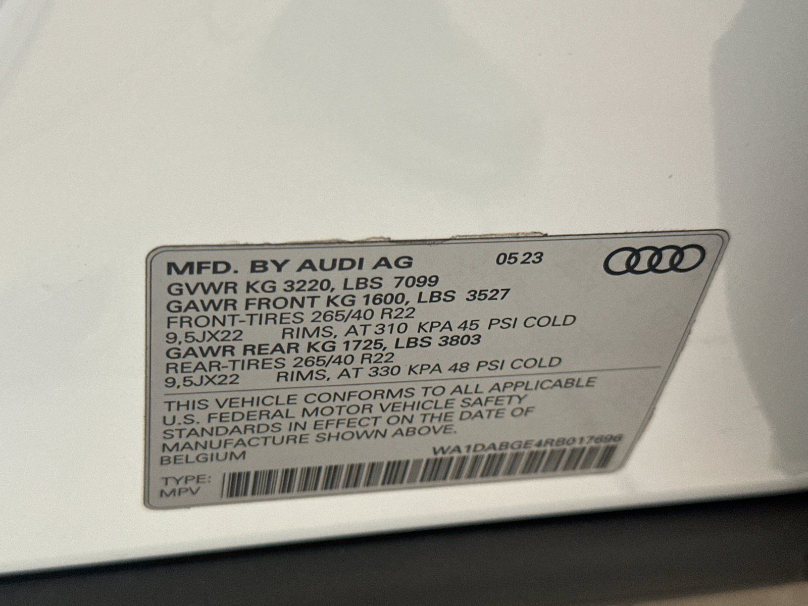 Used 2024 Audi Q8 e-tron Prestige w/ Prestige Package AWD/4WD image 27