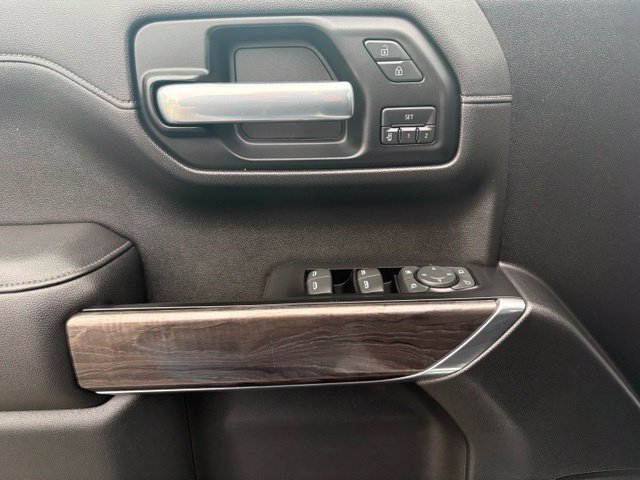 Used 2019 Chevrolet Silverado 1500 LTZ w/ LTZ Plus Package AWD/4WD image 21
