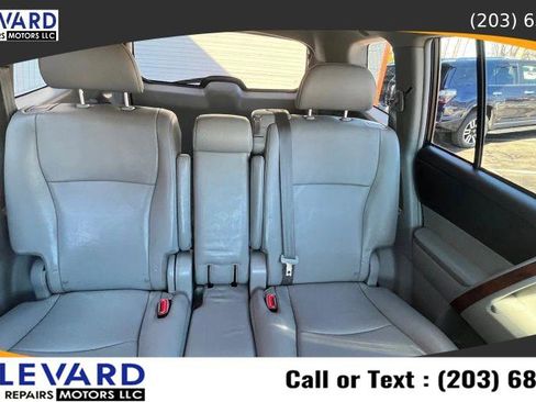 Used 2012 Toyota Highlander Limited w/ Tow Pkg AWD/4WD image 17
