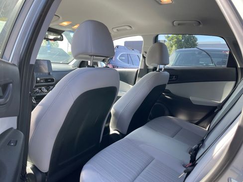 Used 2023 Hyundai Kona SEL FWD image 4