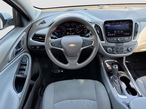 Used 2020 Chevrolet Malibu LS w/ Driver Confidence Package II FWD image 20